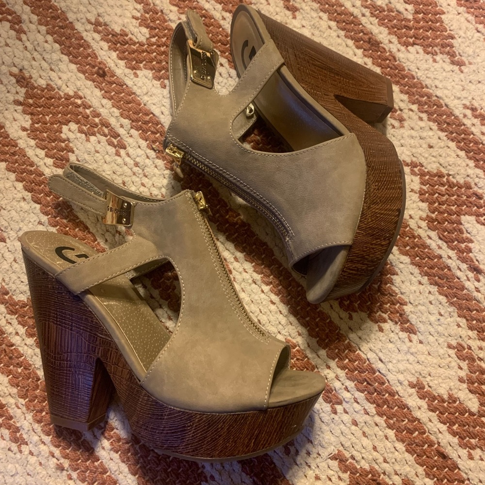 G BY GUESS SAILORS PLATFORM HIGH HEEL OPEN TOE ANKLE STRAP 8.5 FAUX SUEDE